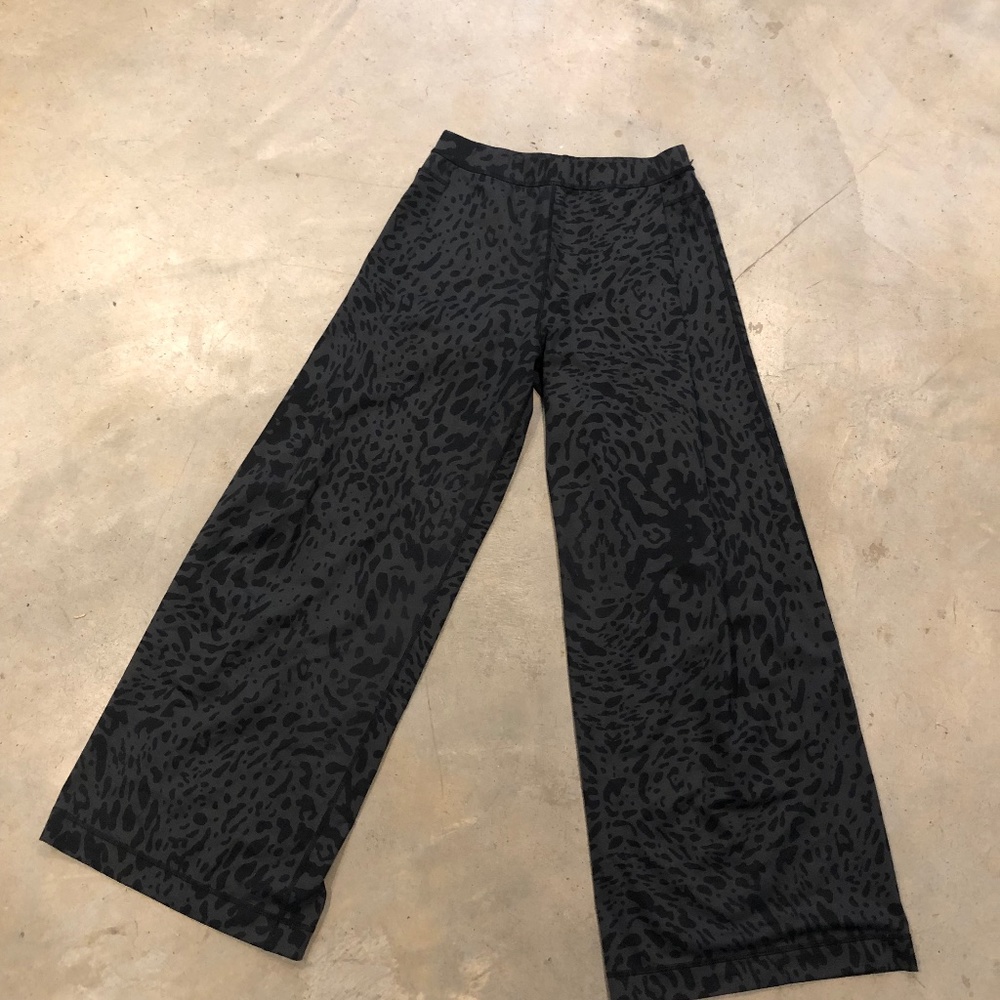 Lulu lemon pants